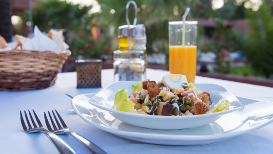 Must-Visit Outdoor Restaurants for Warm-Weather Dining | Laffey Real Estate